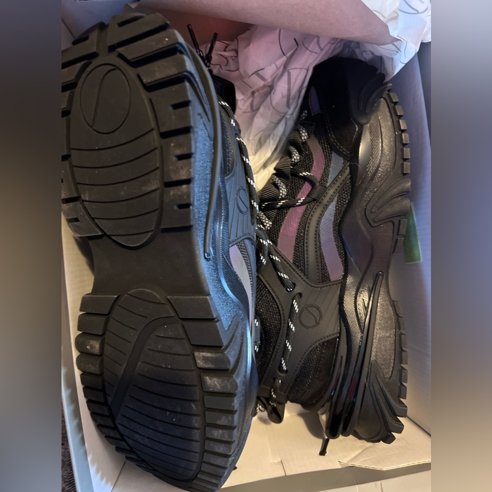 Brand new, never worn!